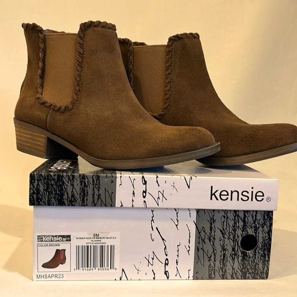 NWT Kensie Glanne brown boots booties womens Size 8, details NEW